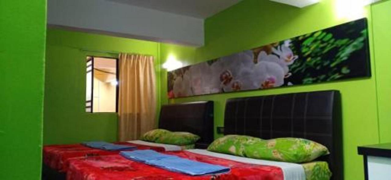 Oyo 90760 Lily Haven Hotel Tanah Rata Dış mekan fotoğraf