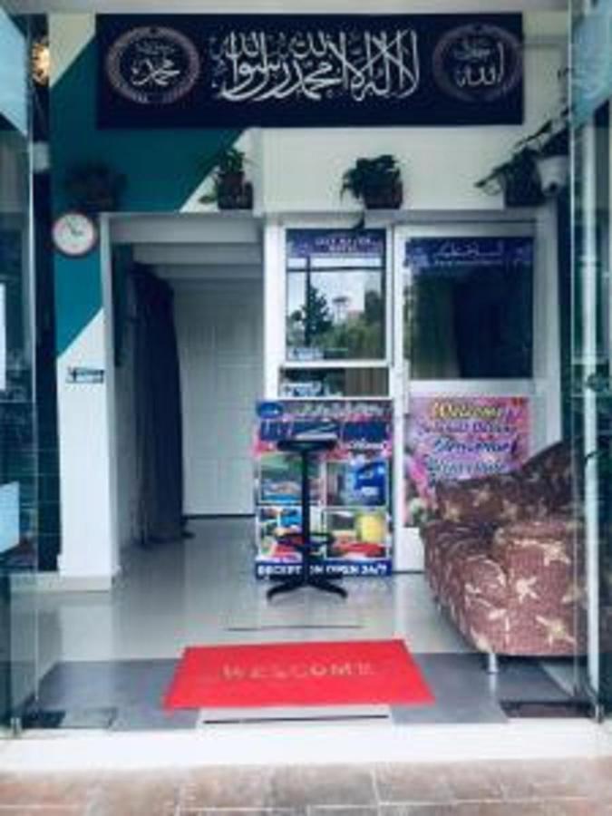 Oyo 90760 Lily Haven Hotel Tanah Rata Dış mekan fotoğraf